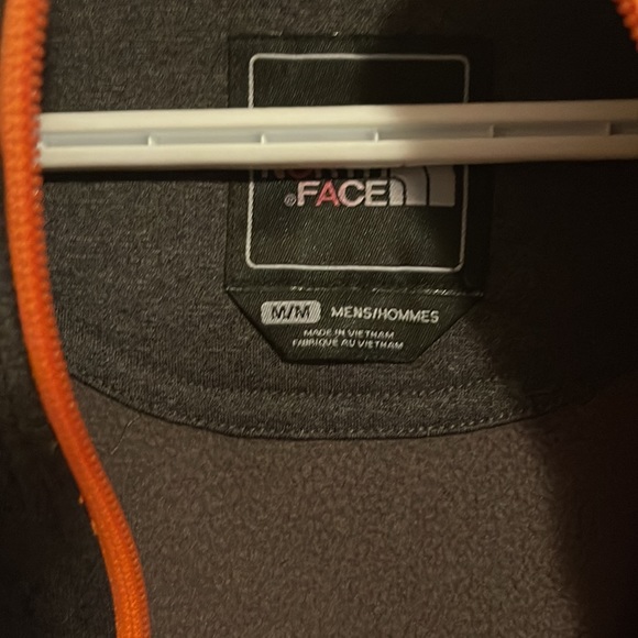 The North Face Full Zip - Picture 4 of 5